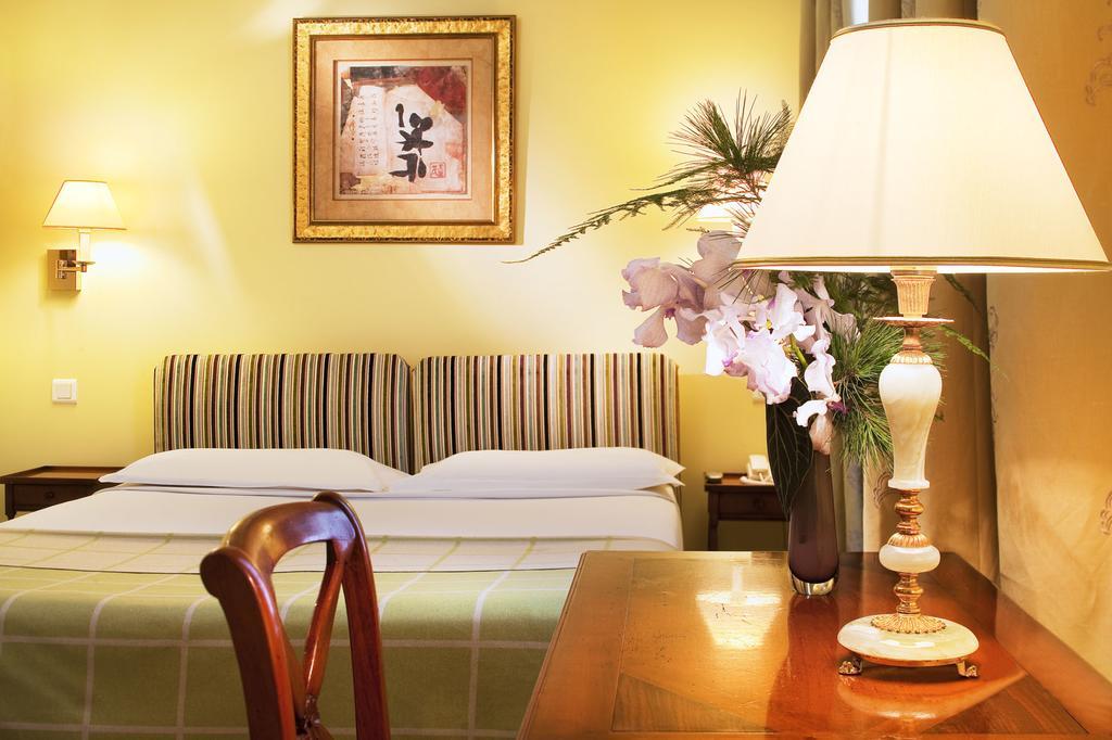 Le Relais Saint Honore Paris Eksteriør bilde